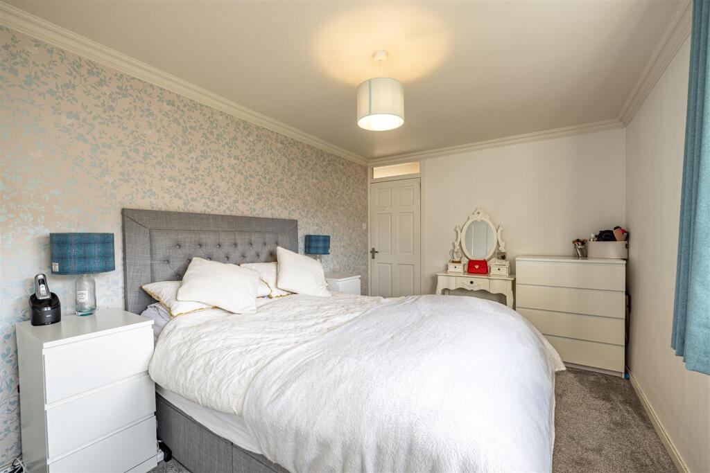 13 Ladyschaw Drive Selkirk 19.JPG