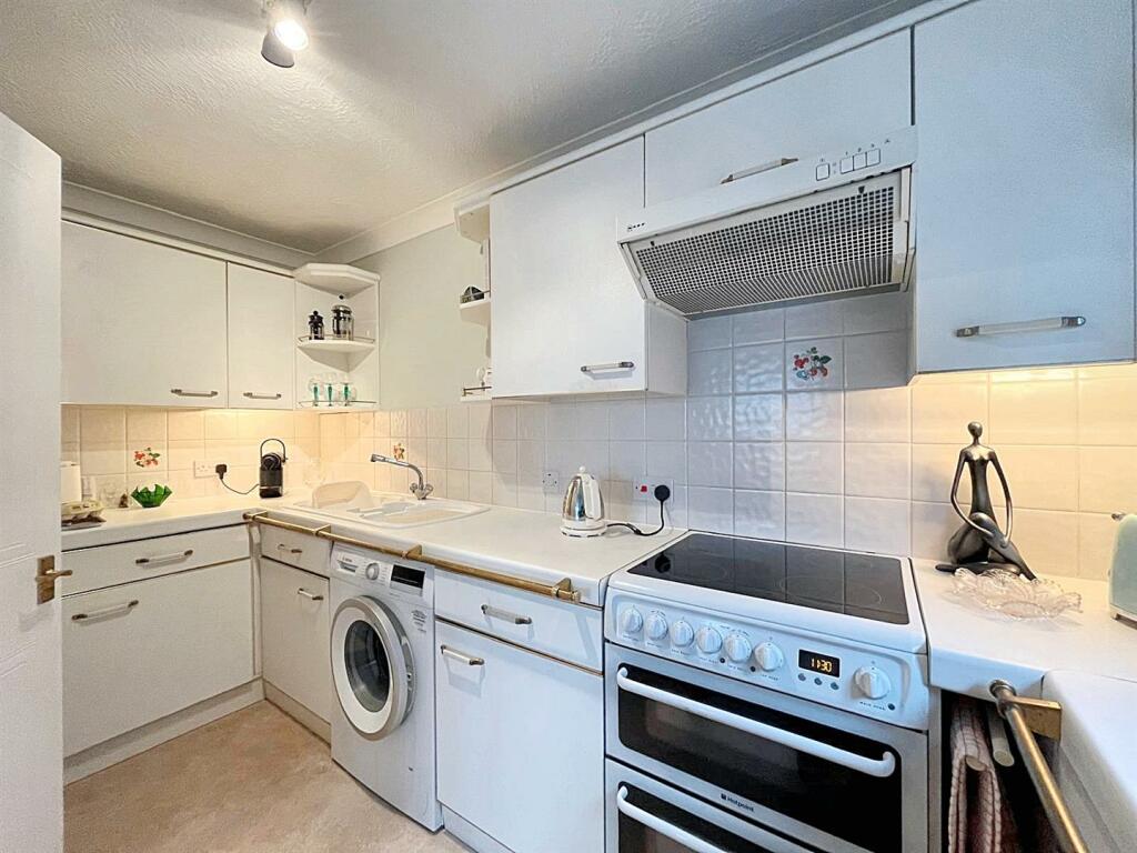 PHOTO-2024-10-21-11-50-02 (003).jpg