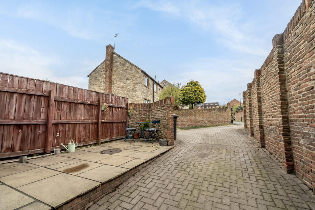 17-_DSC7790-HDR-E...