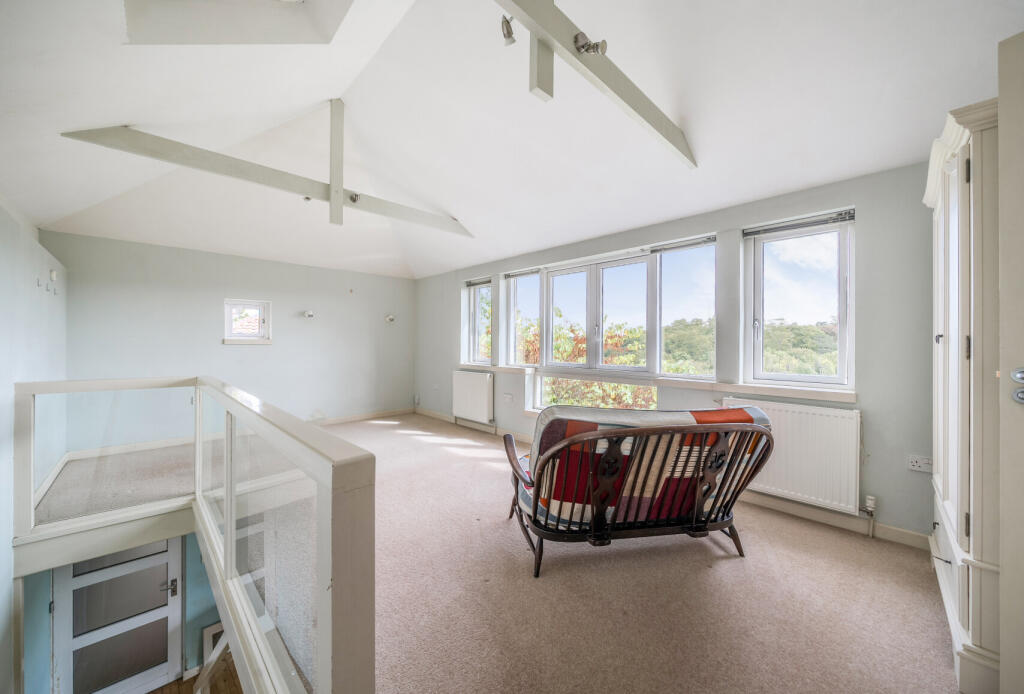 1349247-10-68b974...