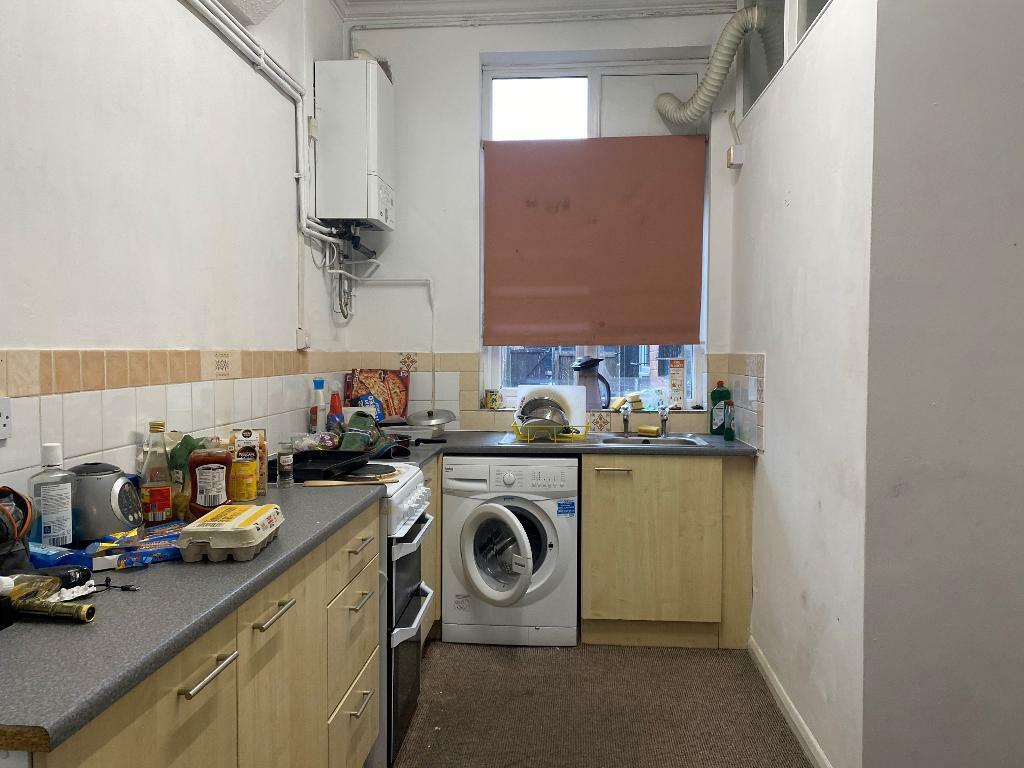 Flat 1 Kitchen