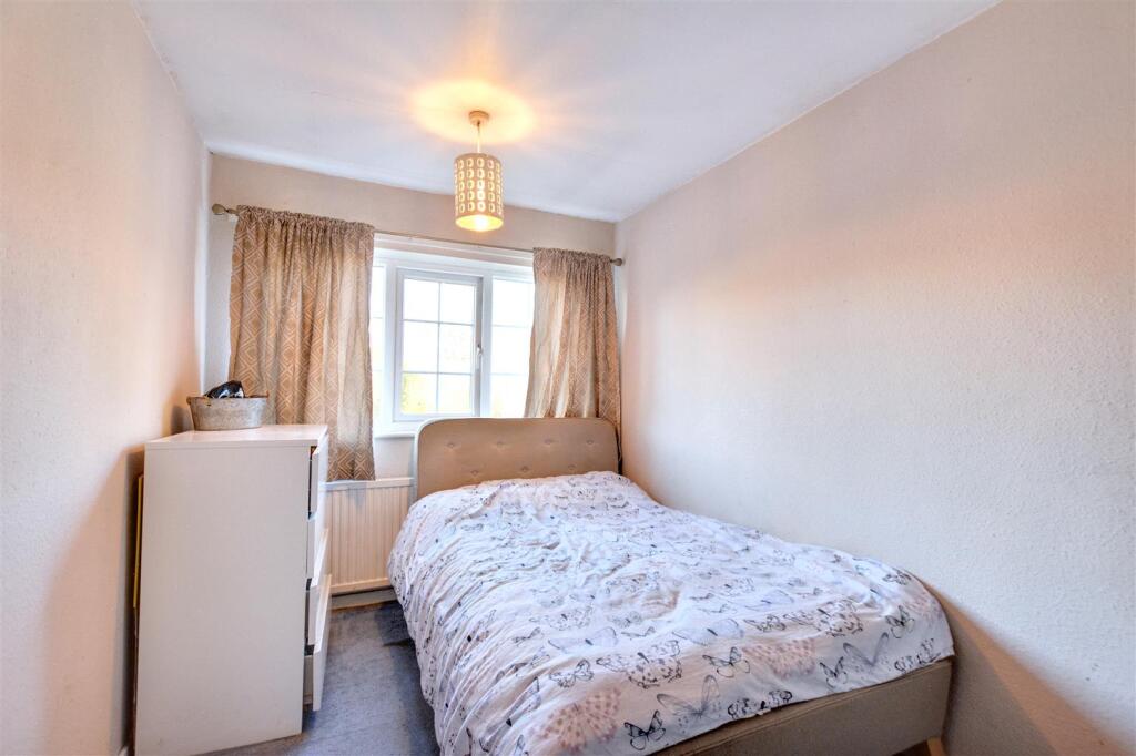 Bedroom 2_1.jpeg
