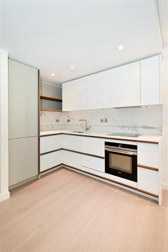 115-Westmark-Tower (4).JPG