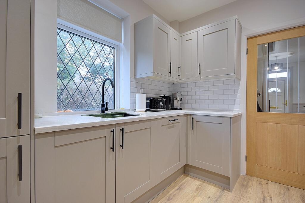 lower Edge EweMove Brighouse (17).tif