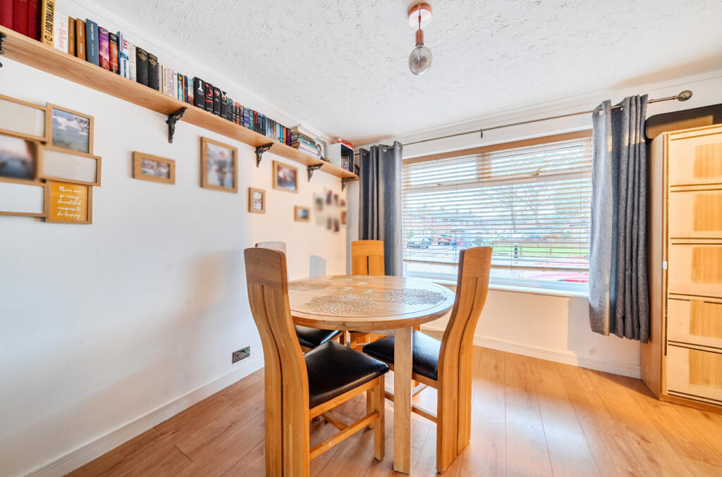 1396222-11-695fdc...