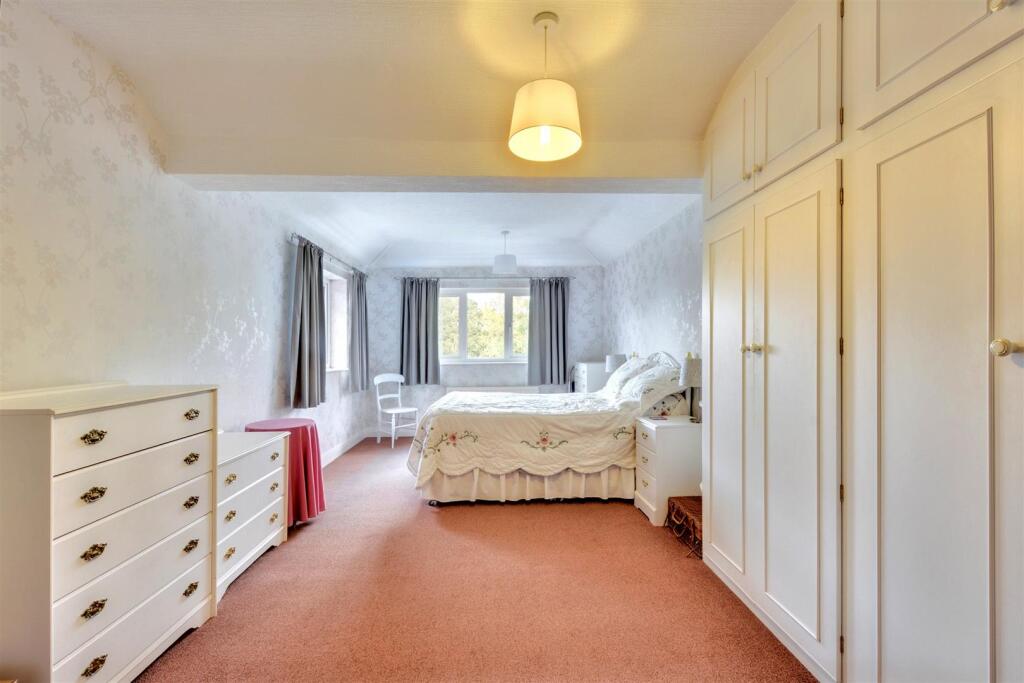 Bedroom One_1.jpeg