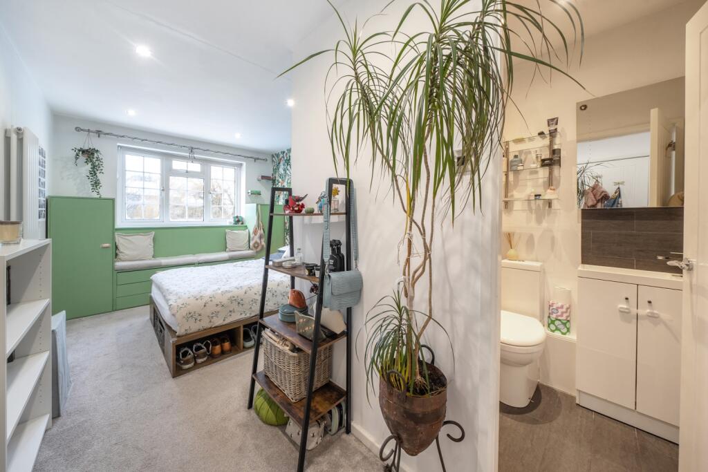 Bedroom 1 and ensuite