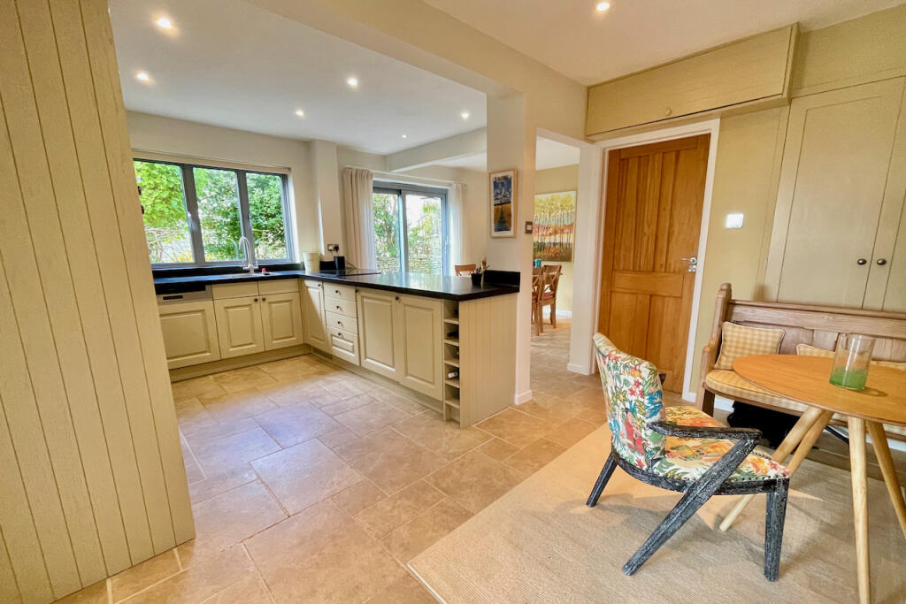 Breakfast Room