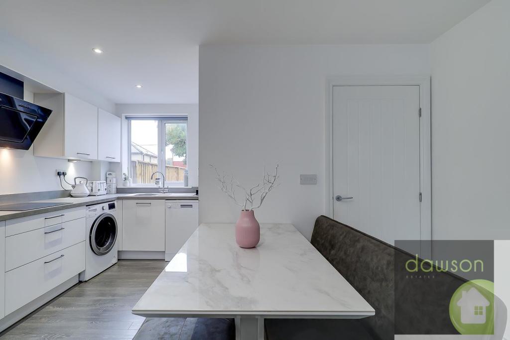 Lounge/Kitchen