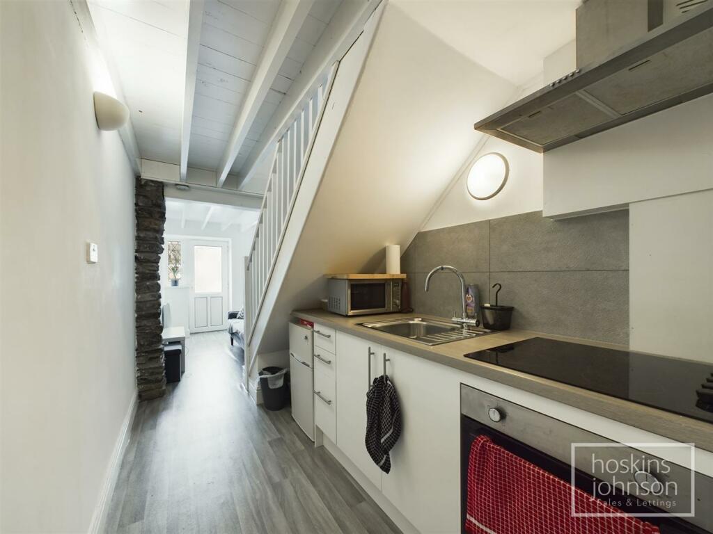Lounge/Kitchen