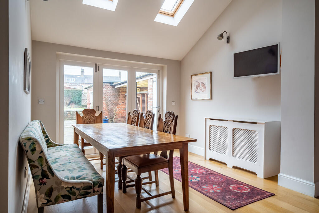 Kitchen/Dining Ro...