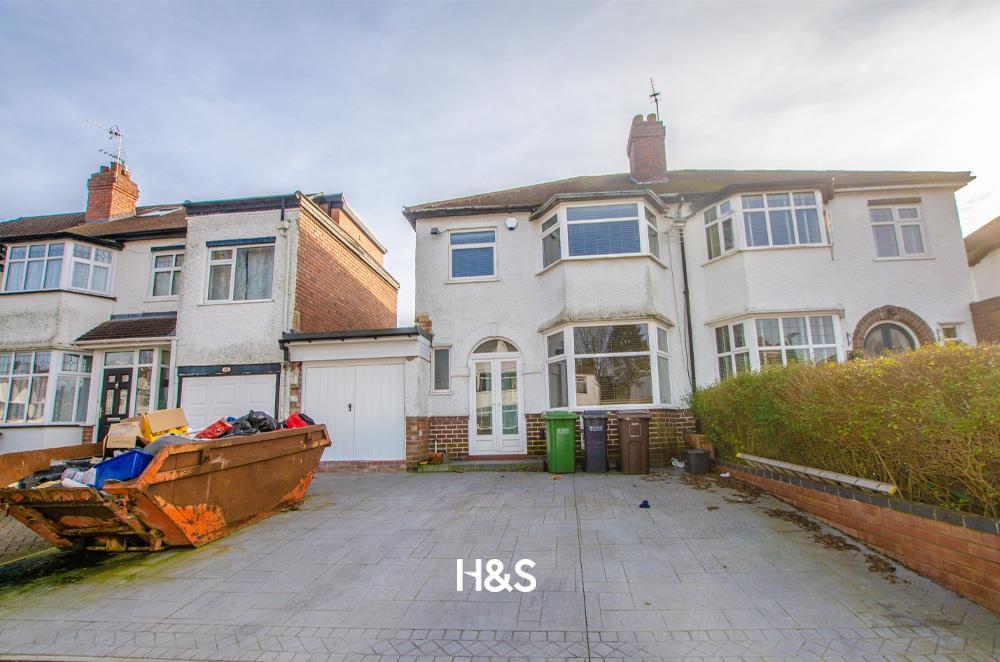 100 cropthorne road - external.jpg