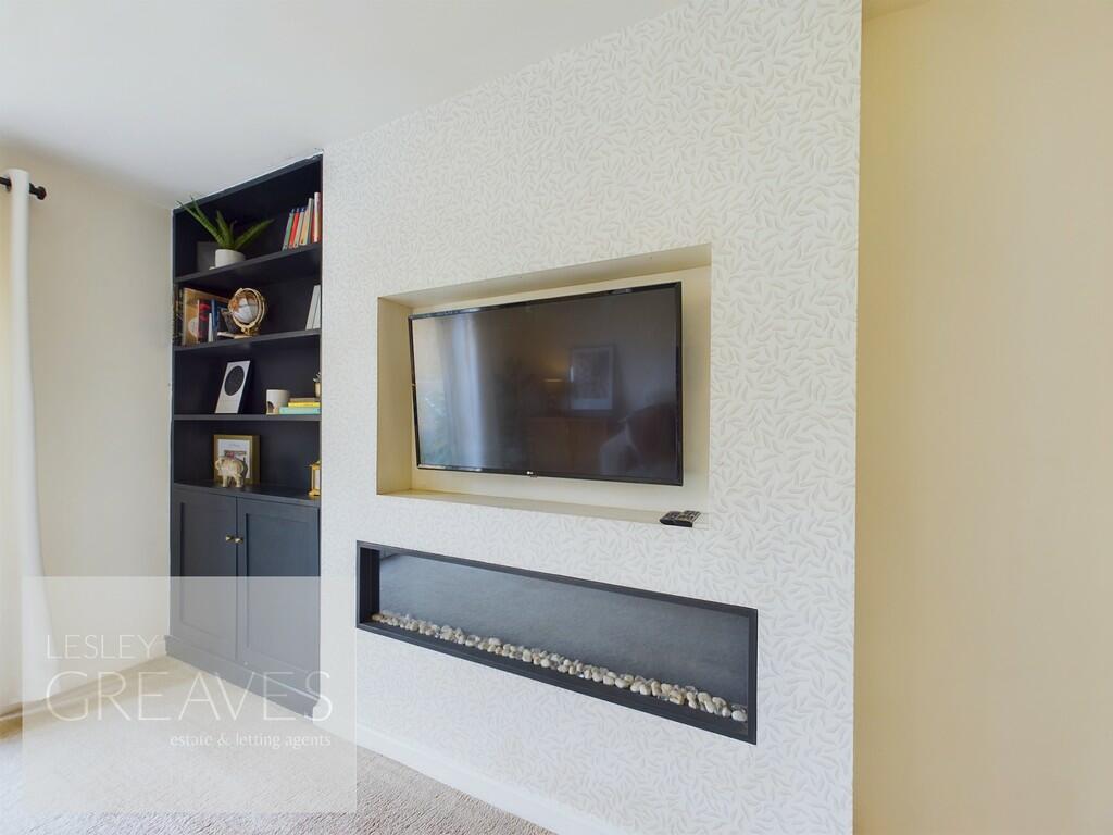 Feature Fireplace