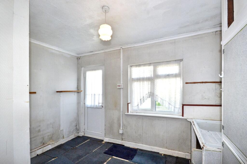 66 Beechcroft Avenue, Harrow, Middlesex, HA2 7JG