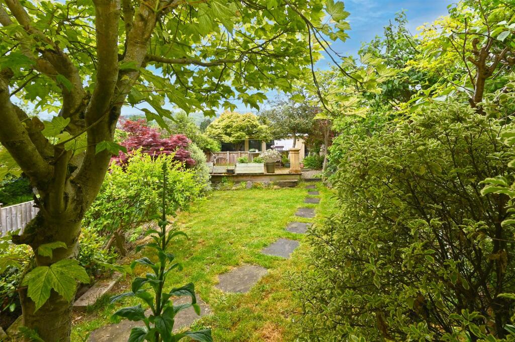 Garden - lawn.jpg
