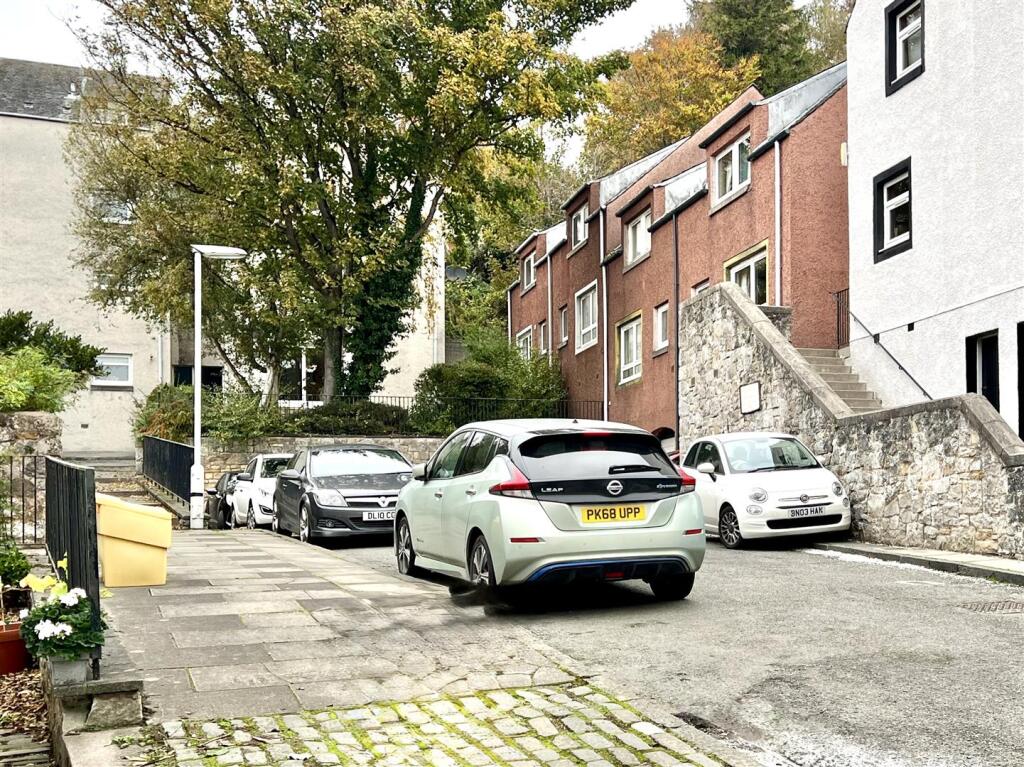 Macdonalds Lands, Culross