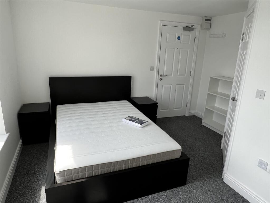 Room 7