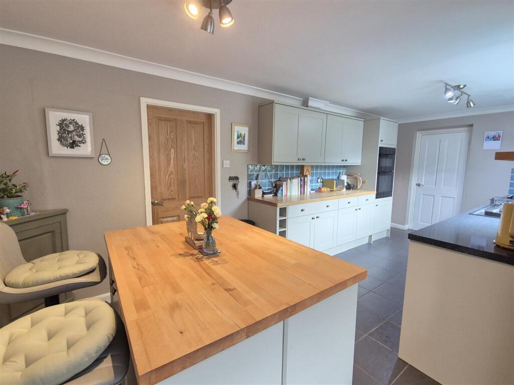 Breakfast Kitchen