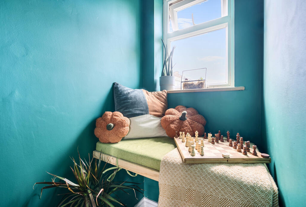 1348568-11-68c80d...