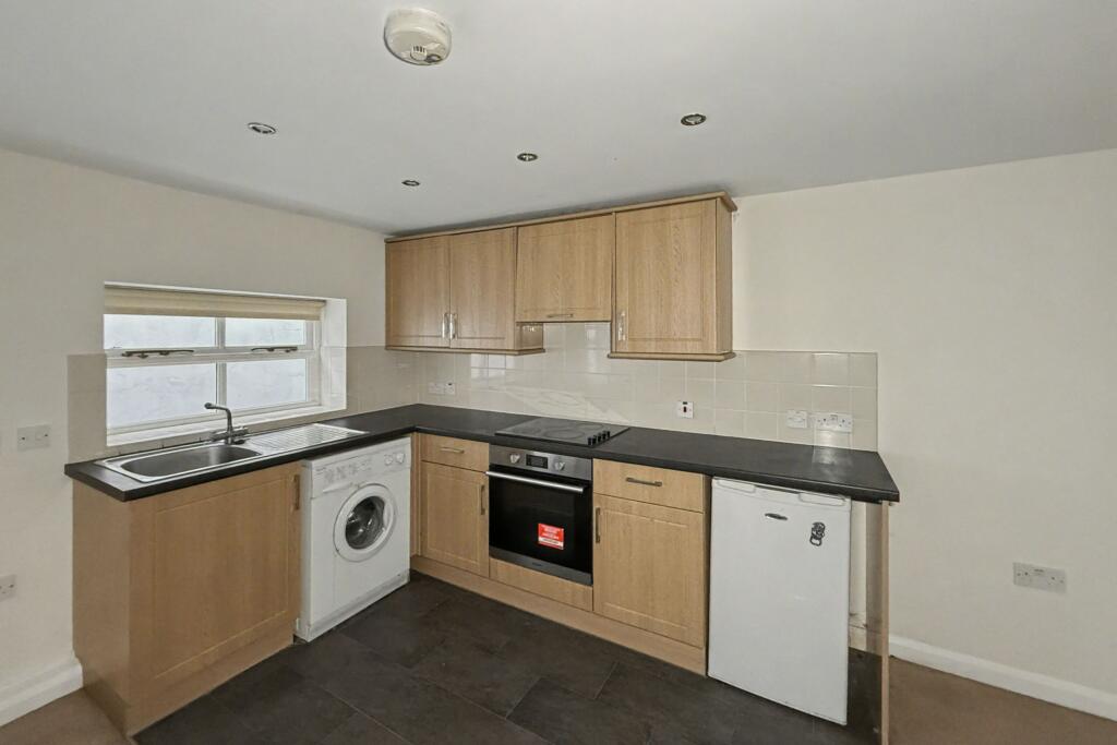 Flat 2, 10 High Street, Stokesley, Middlesbrough TS9 5DQ