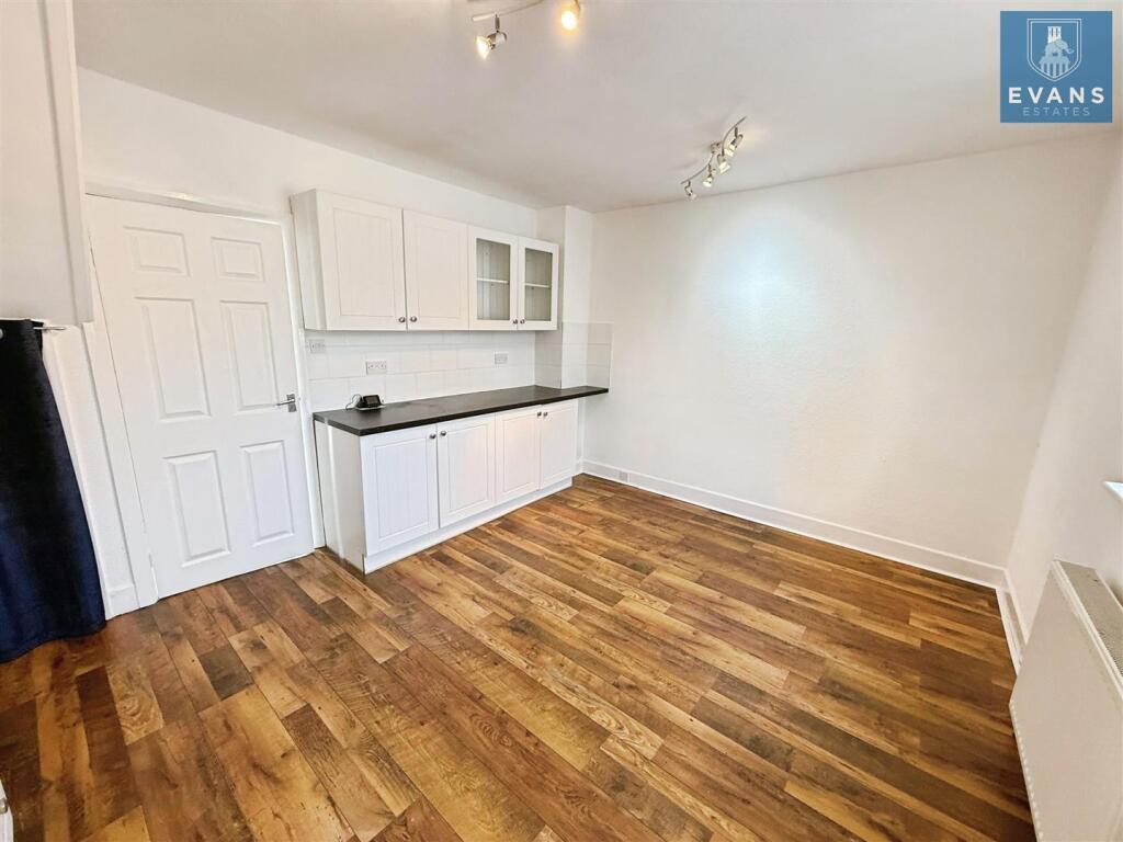Refitted Kitchen Diner