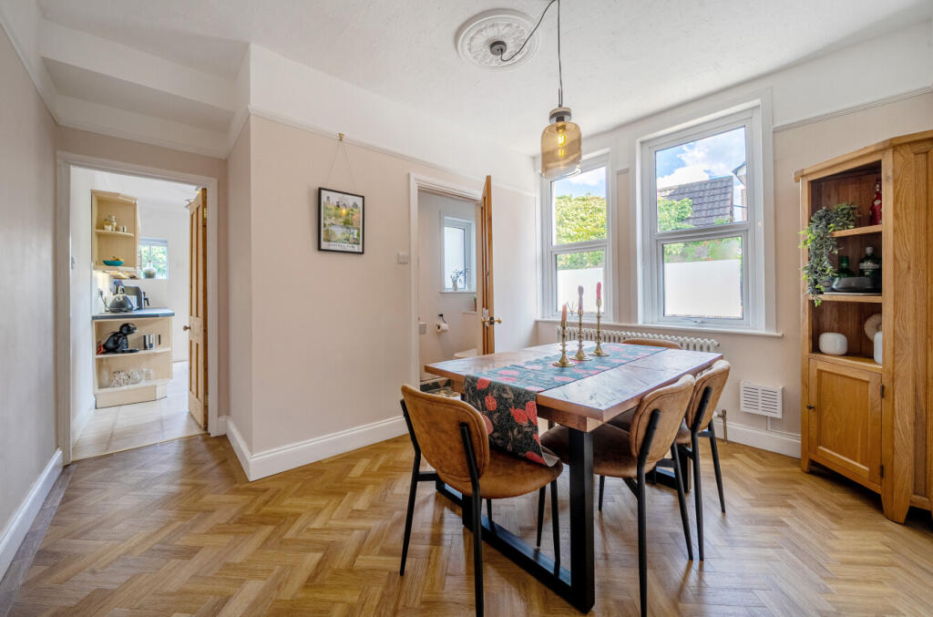 1326361-11-687e22...