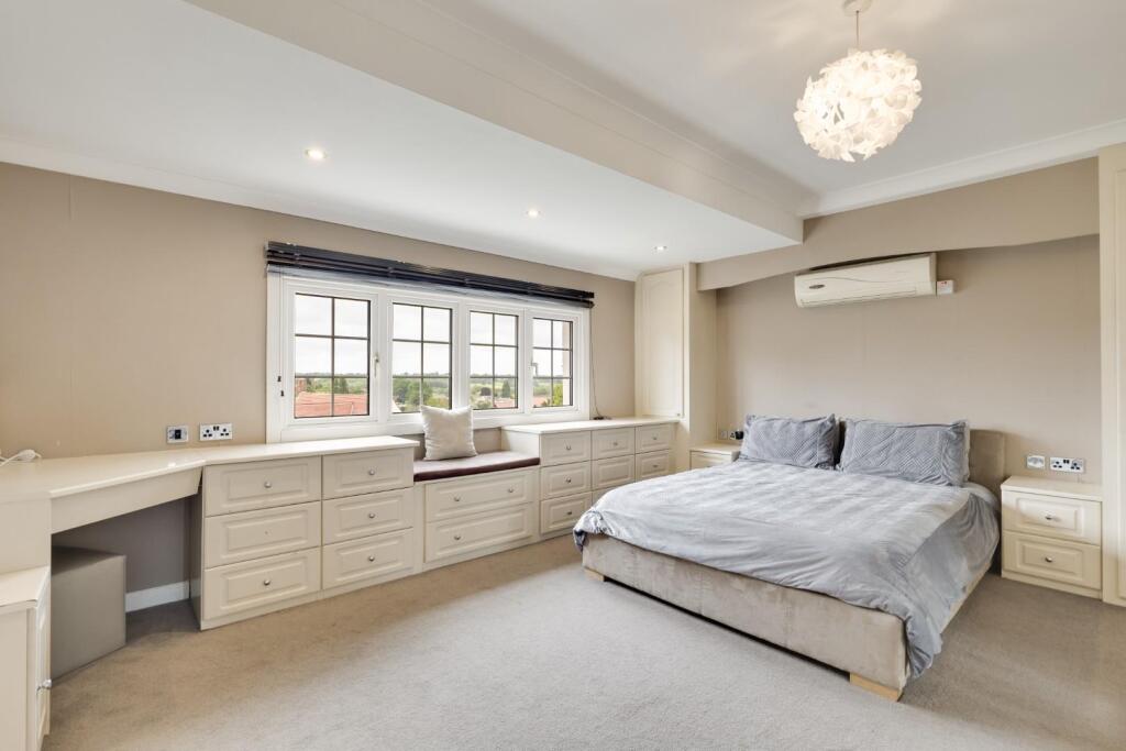 East Ridgeway 2-15.jpg