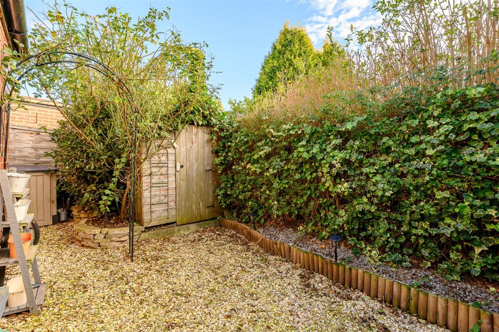 GARDEN