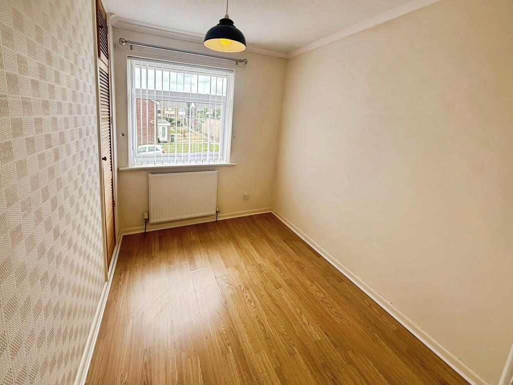 01f08446-WhatsApp...