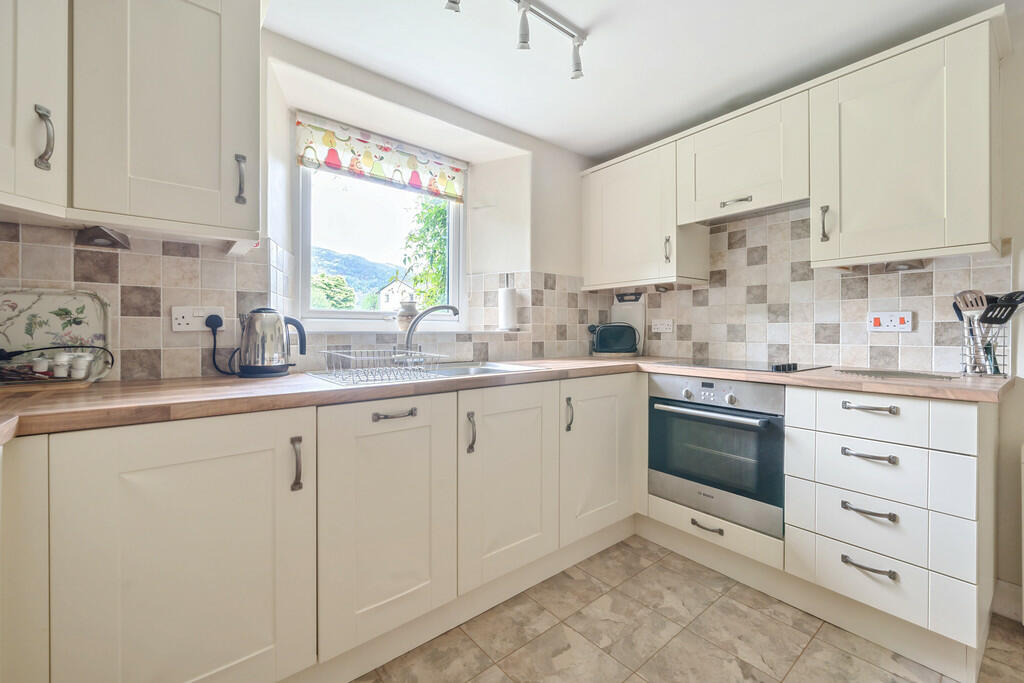 Kitchen/Diing Roo...