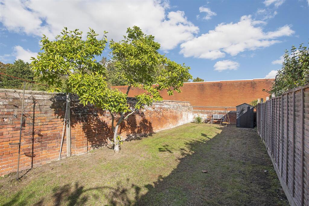 Fornham Road ph06.jpg