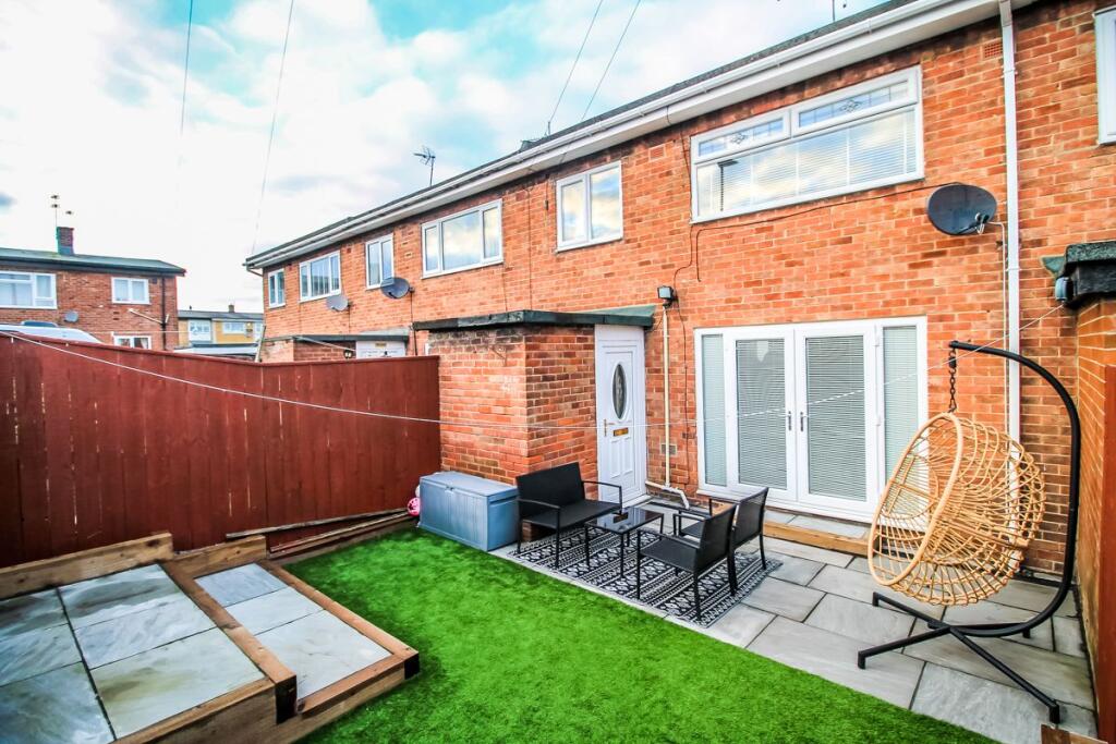 Rear External Pic 2.