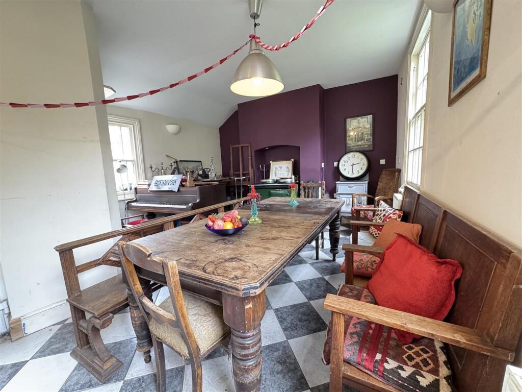 IMG_0996 (Large).JPG