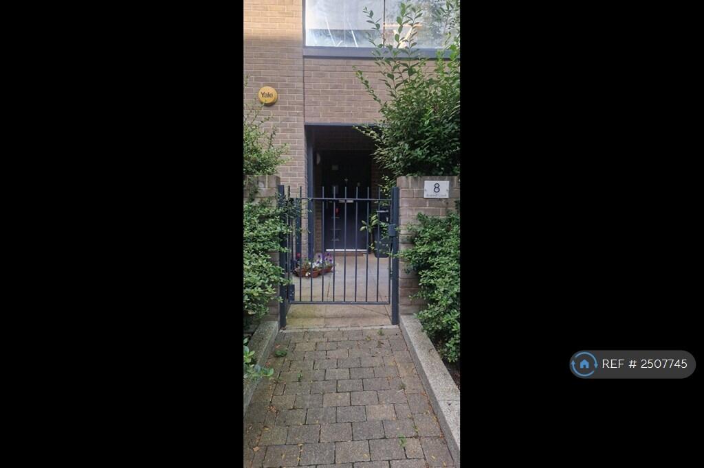 Private Apartment Entrance View-1