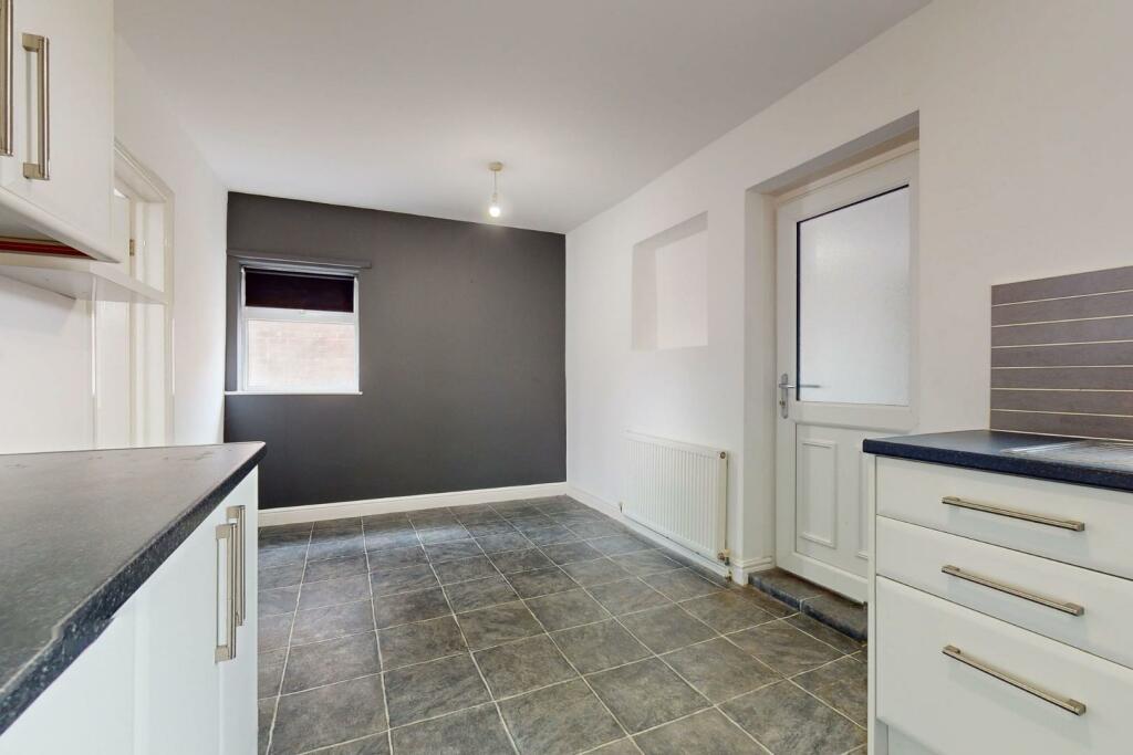 6DavyDrive(Interior)(6of19).jpg