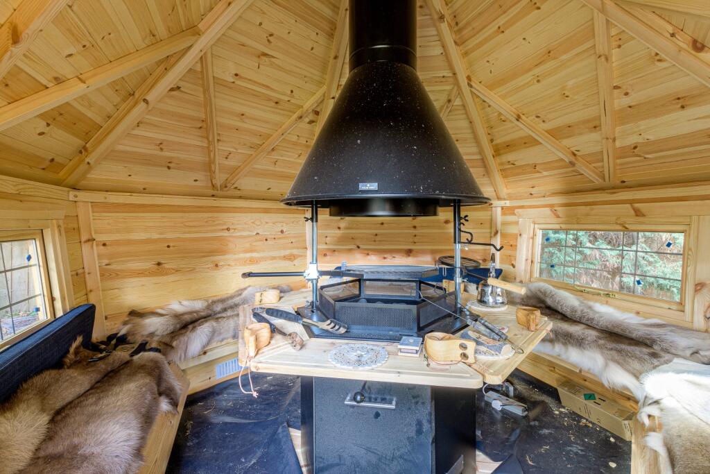 BBQHut2