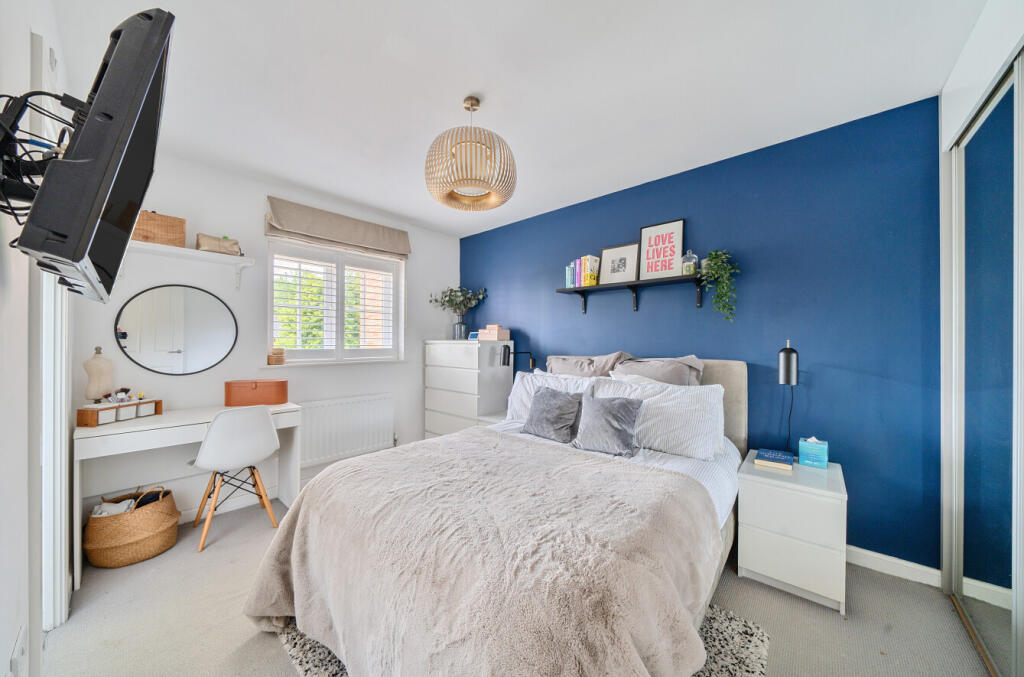 1300081-4-6837295...