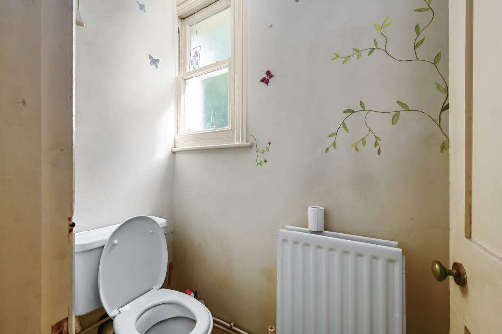 52 baldslow road - tn342ey (17).jpg