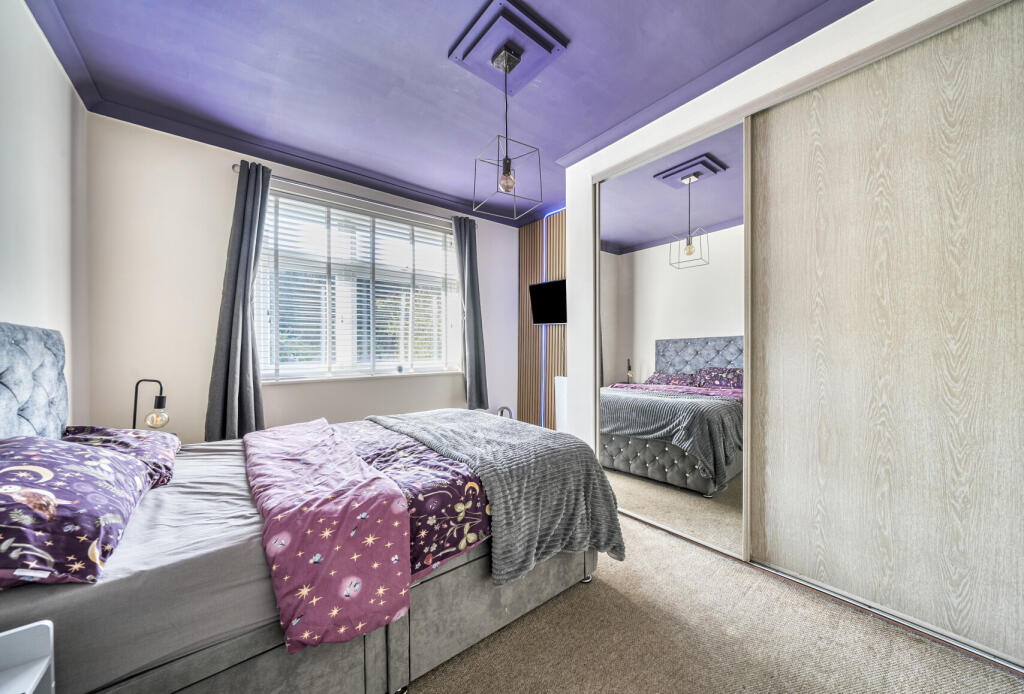 1359073-8-68da8e4...