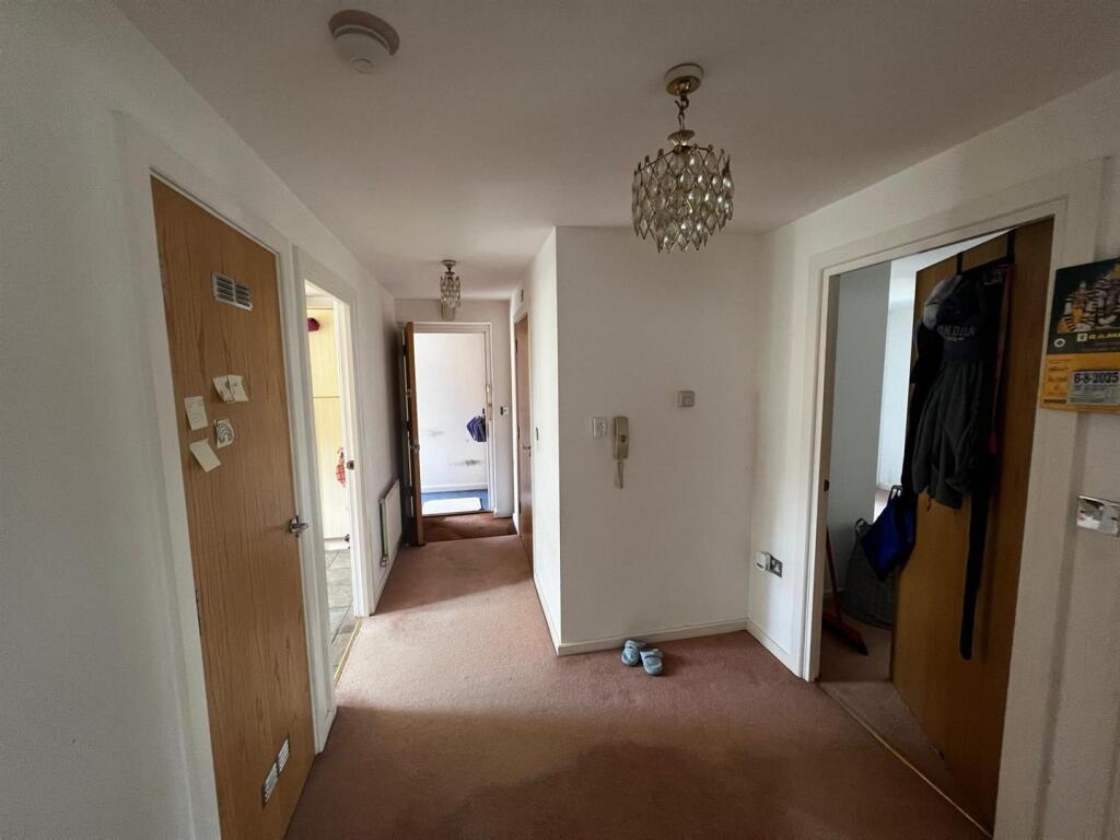 Ent Hall.jpg