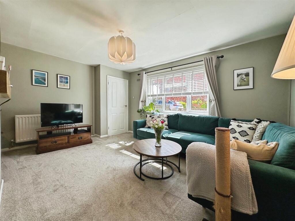 421074cb-D-4860-B753-DA85DADE0D73-5389-0000025684A