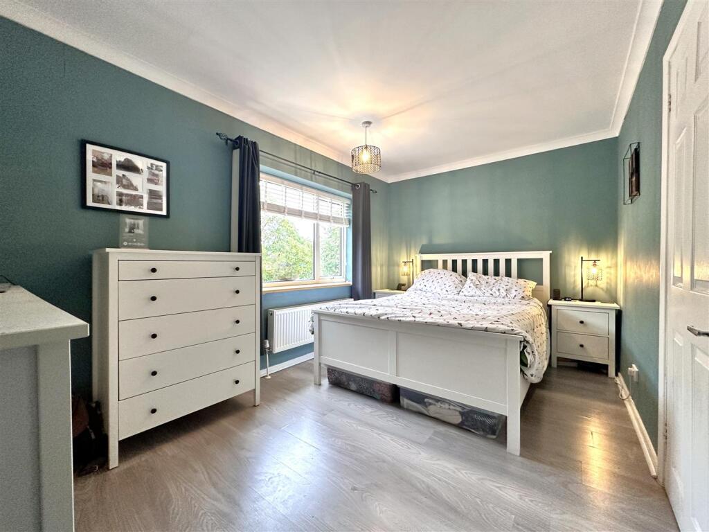 Master Bedroom 592