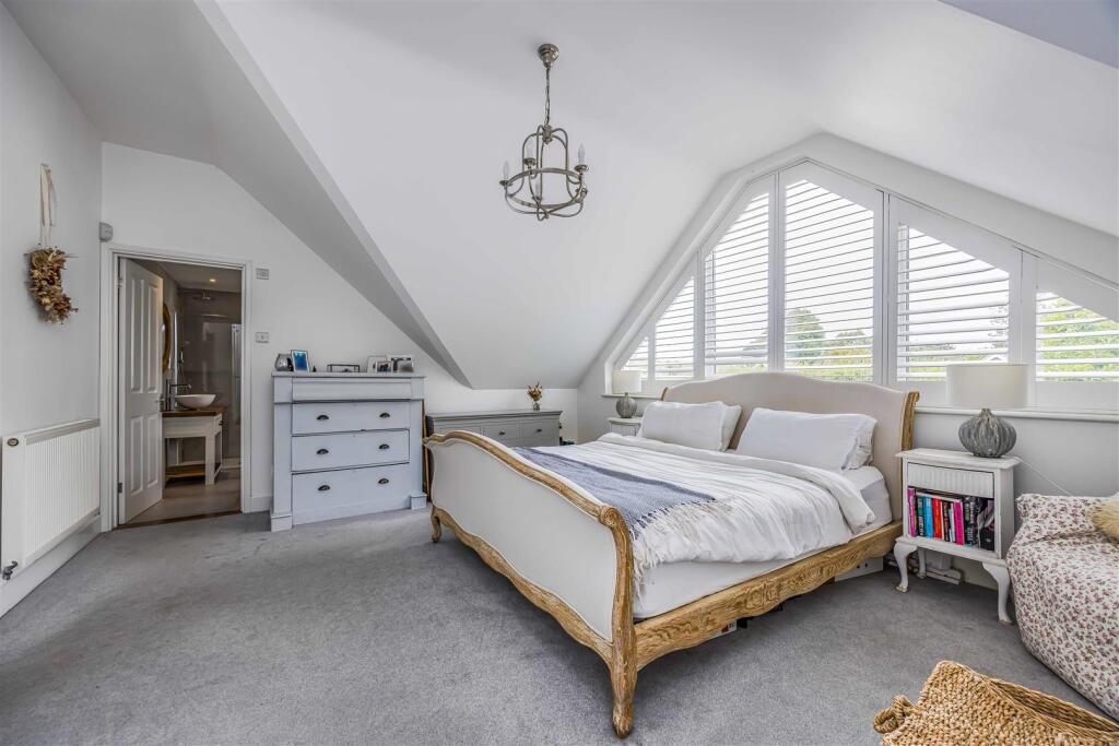 7 Hollow Lane, Hayling Island-Small-PorticoMarketi