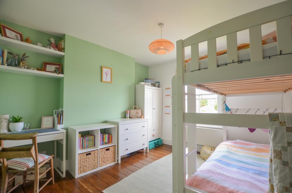 To Book A Viewing Call TPS Lostwithiel on 01208 87