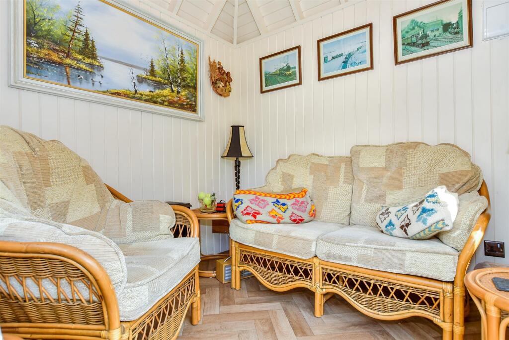 Workshop/Outbuildings