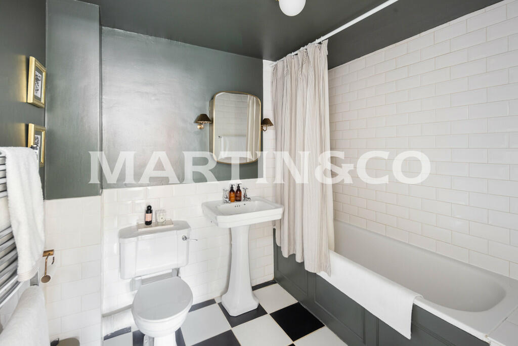 10_Bathroom
