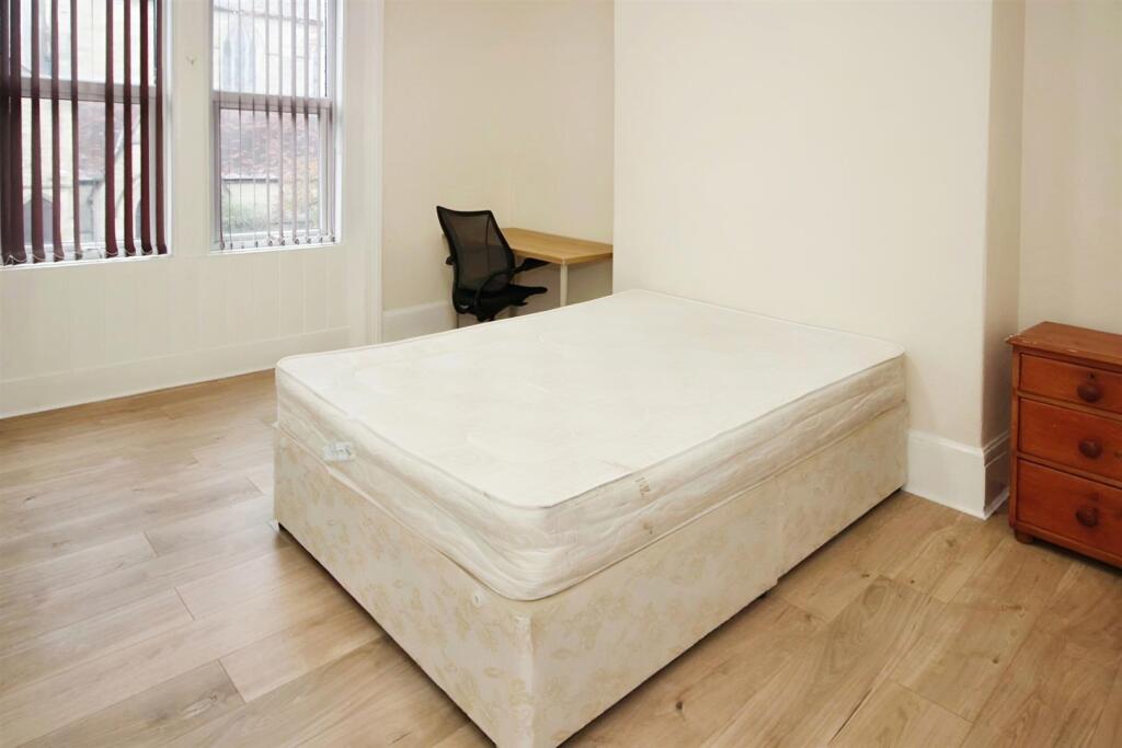 4a8e82c8-Brighton 20grove 205.jpg
