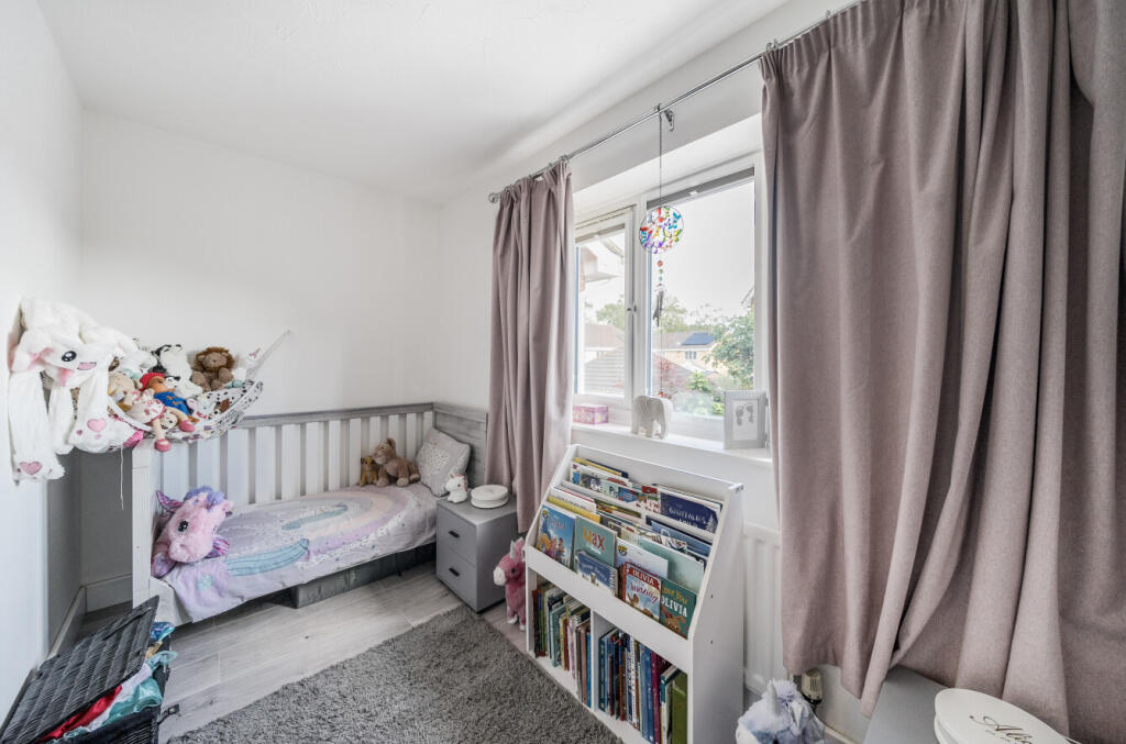 1328698-4-687e6d6...