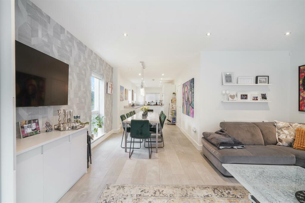 7 Irwin Close - BOqxRbaDl8jEZhmQf9Hk.jpg