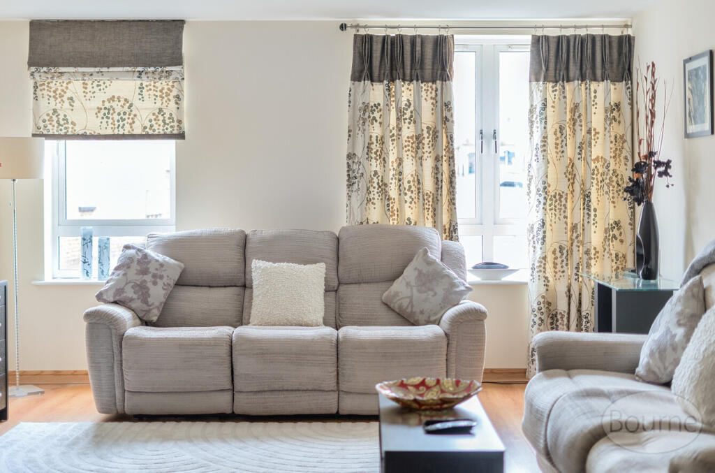 e157e979-f5ed-462...